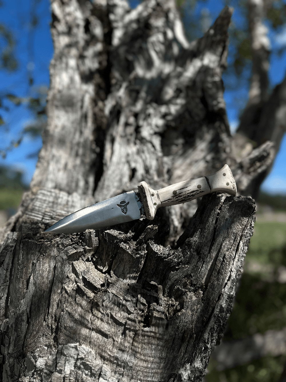 Dagger Knife 5’ (Antler)